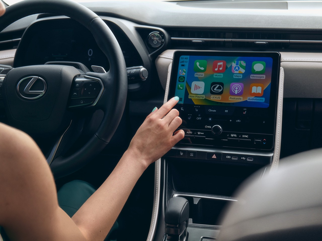 2024-discover-lexus-technology-connectivity-stay-connected-1440x1080-270926